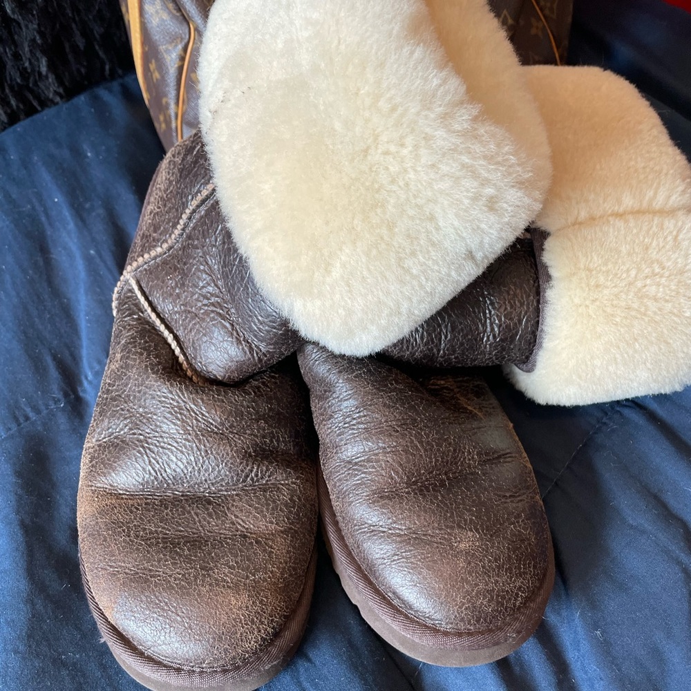 Uggs classic tall bomber boots